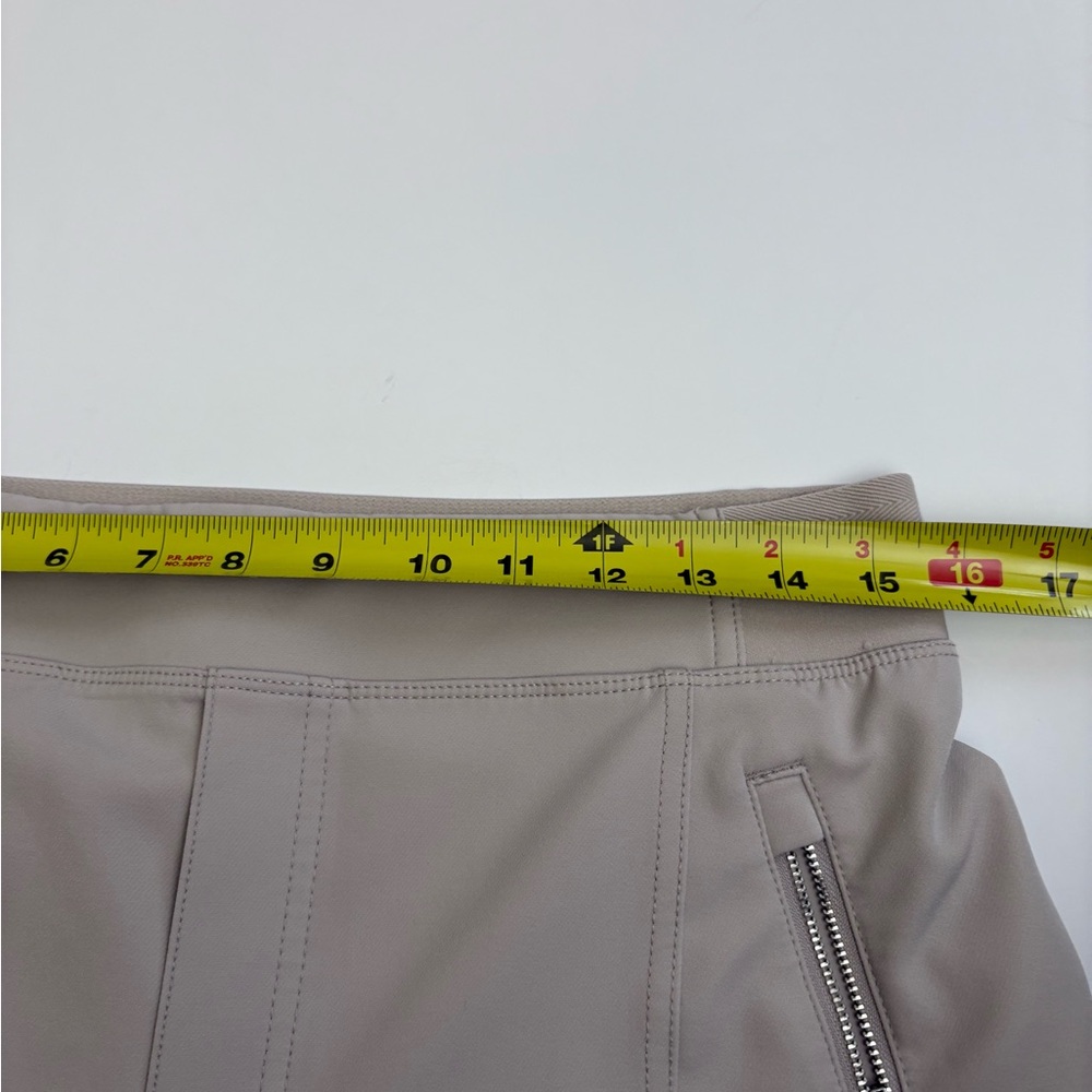 Athleta Endless High Rise Cargo Pants Bone Beige Size 10 - Picture 9 of 13
